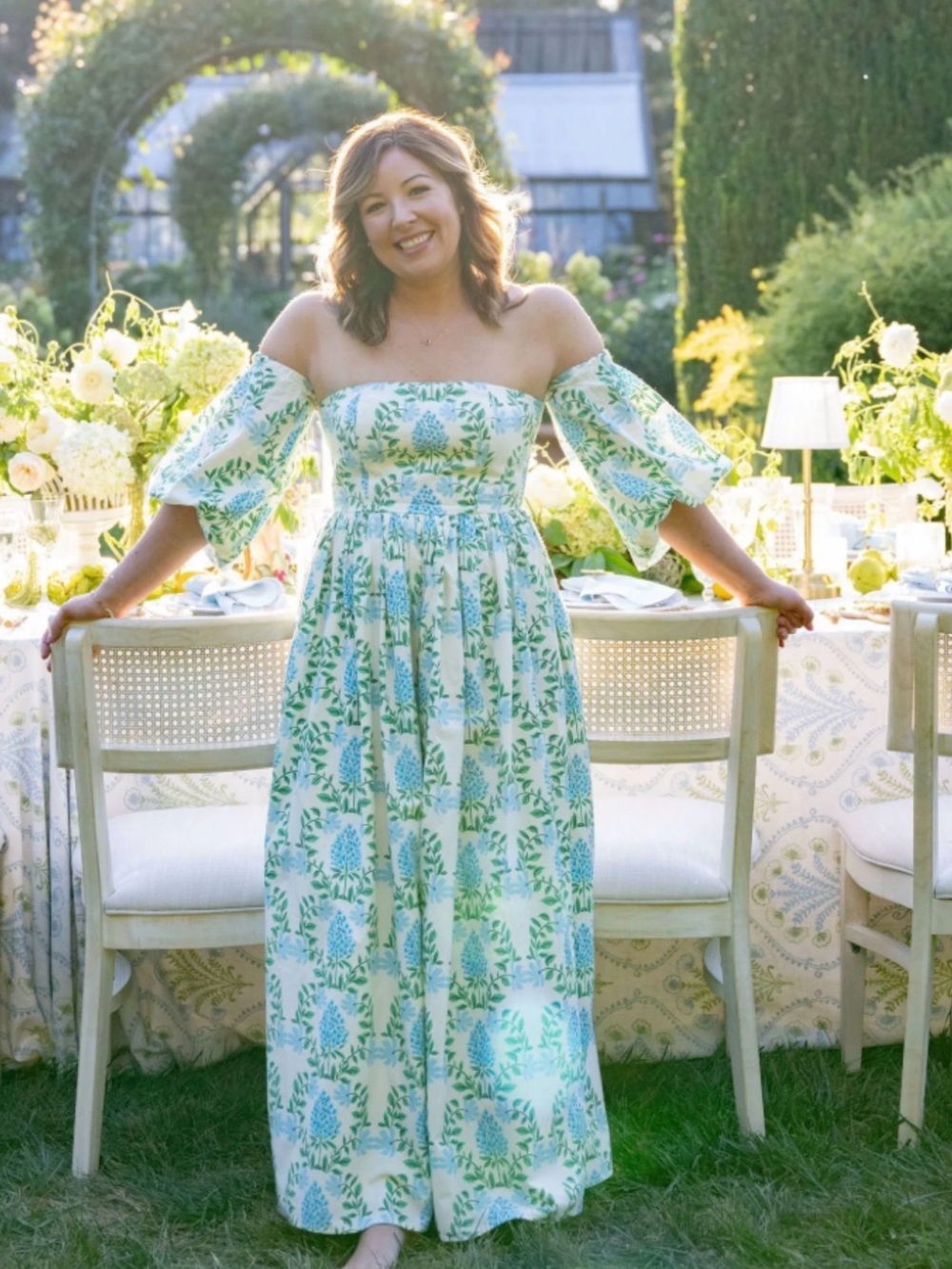 Anthropologie Let Me Be Blue and Green Hydrangea Printed Midi Dress - size M - Picture 5 of 16